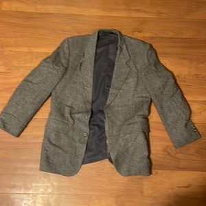 Tweed wool blazer. Gray Farah clothing.